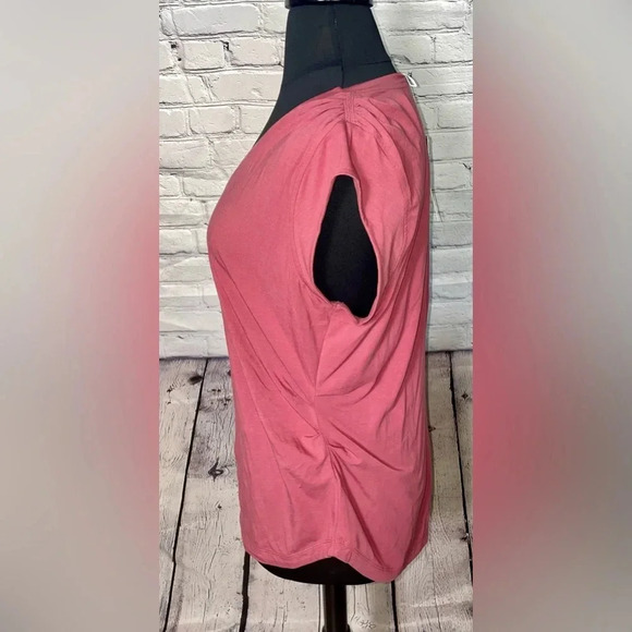 Athleta Outbound V-Neck Rose T-Shirt 1X NWT - Picture 7 of 11